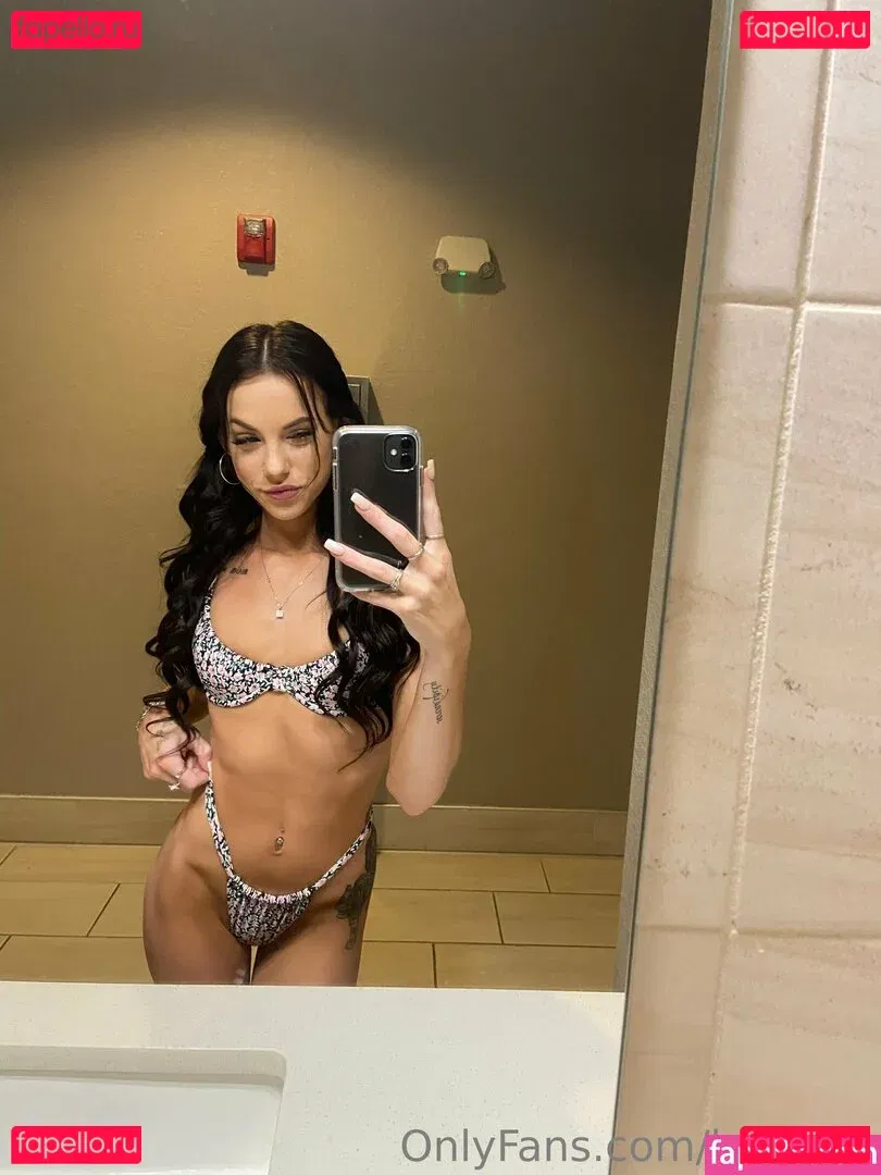 Haylee Pryor Onlyfans Photo Gallery 