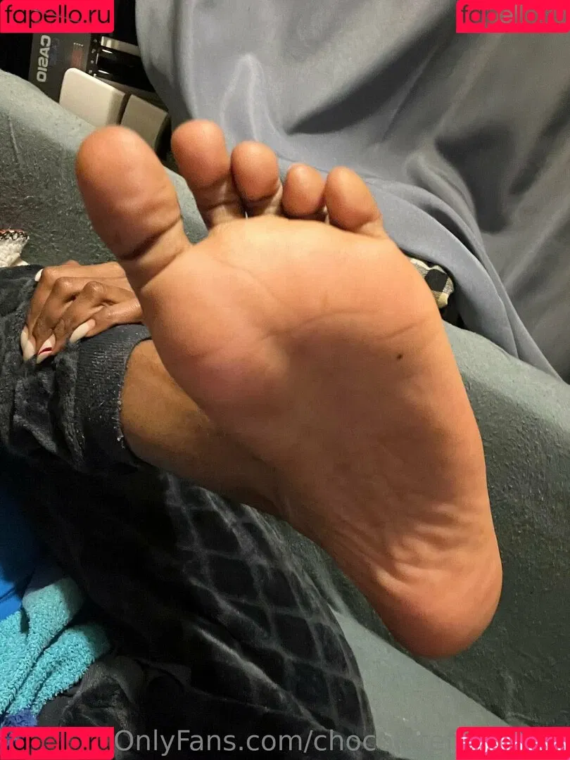 chocolatefeetbabe Onlyfans Photo Gallery 