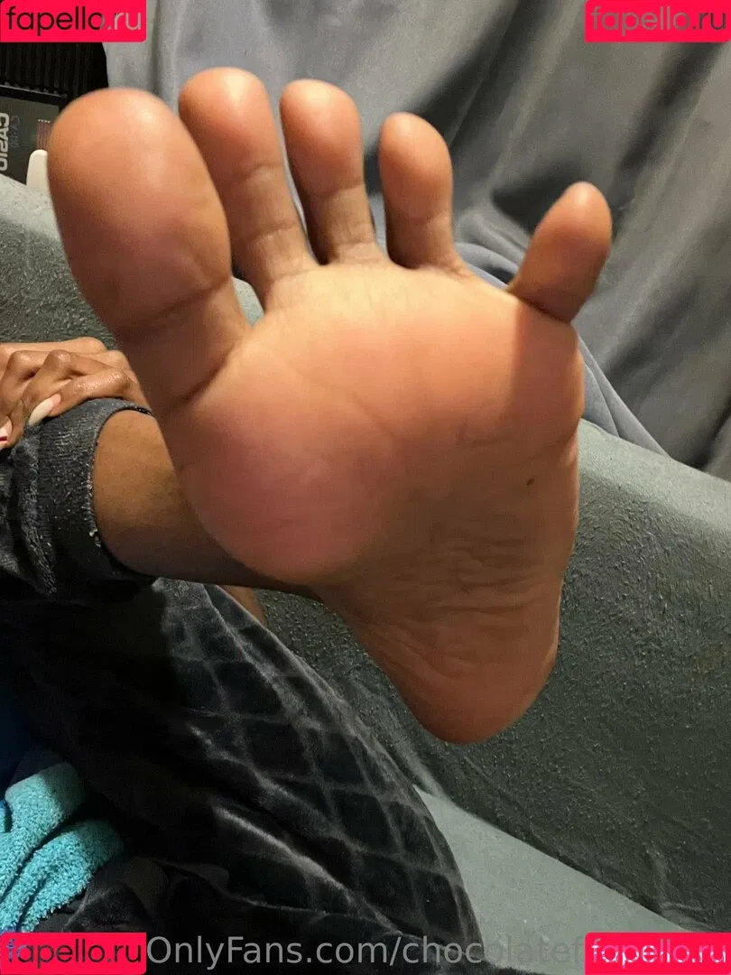chocolatefeetbabe Onlyfans Photo Gallery 