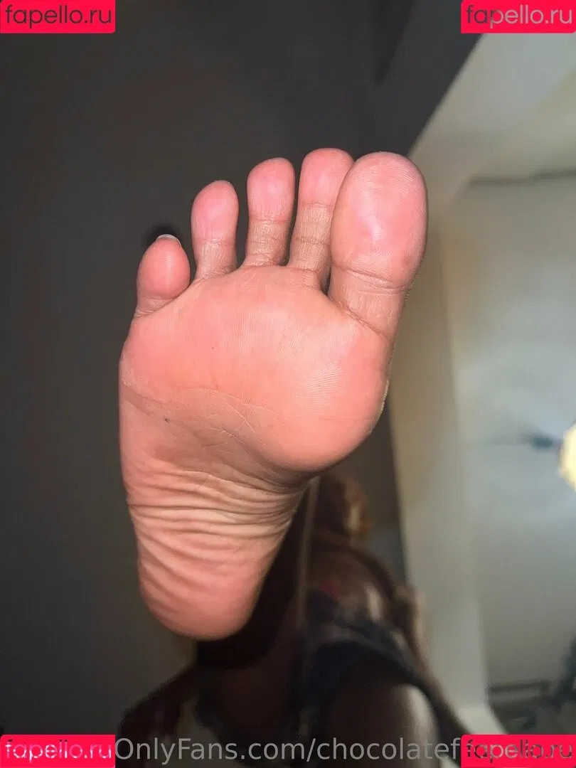 chocolatefeetbabe Onlyfans Photo Gallery 