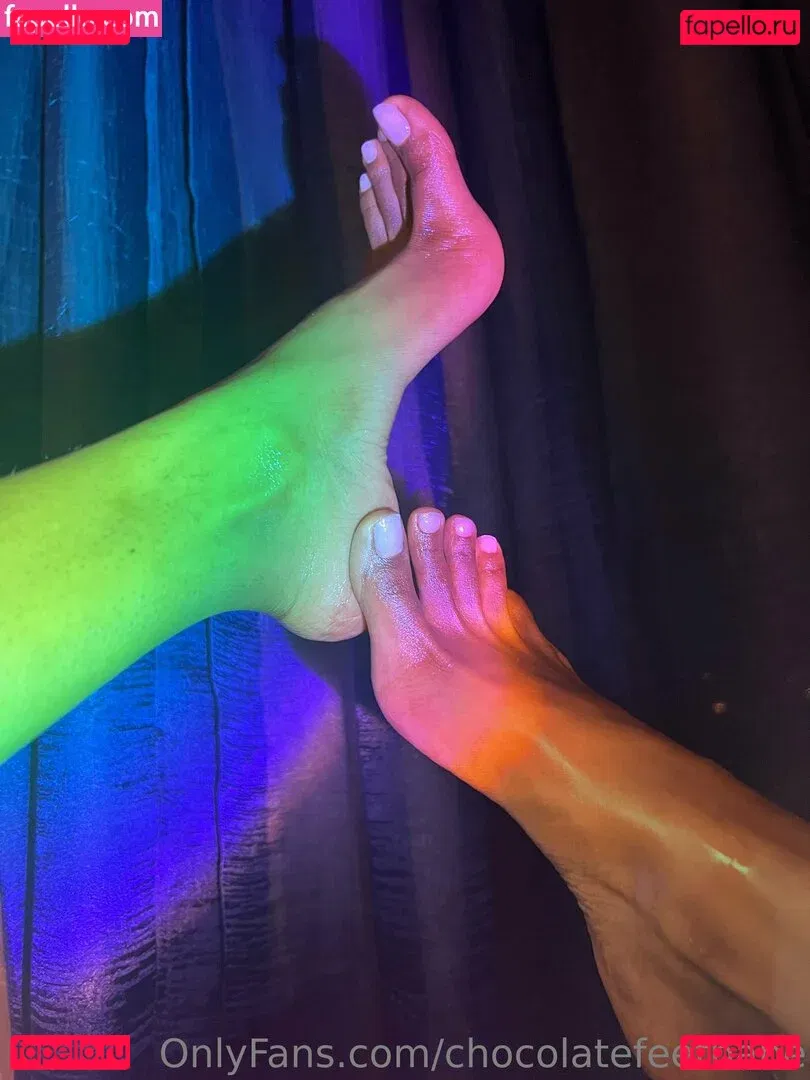 chocolatefeetbabe Onlyfans Photo Gallery 