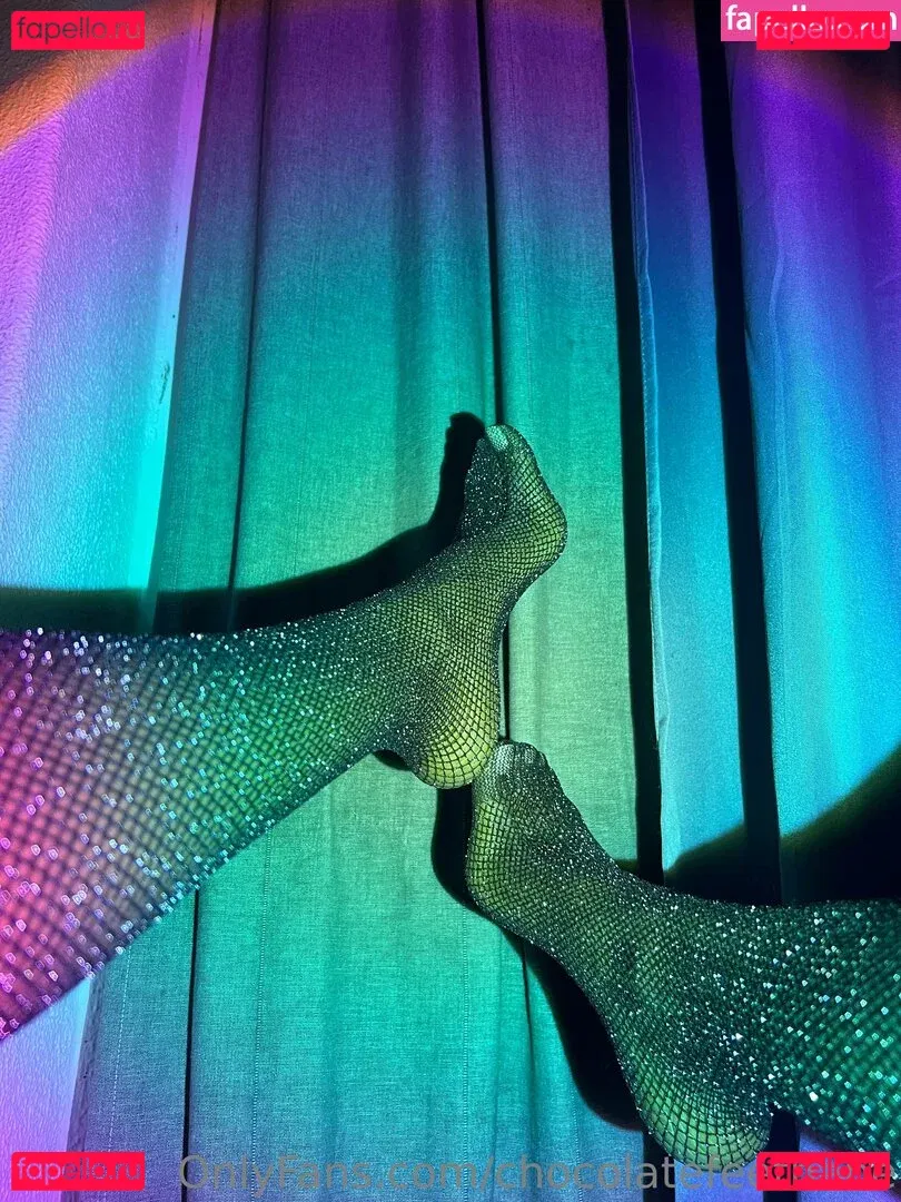 chocolatefeetbabe Onlyfans Photo Gallery 
