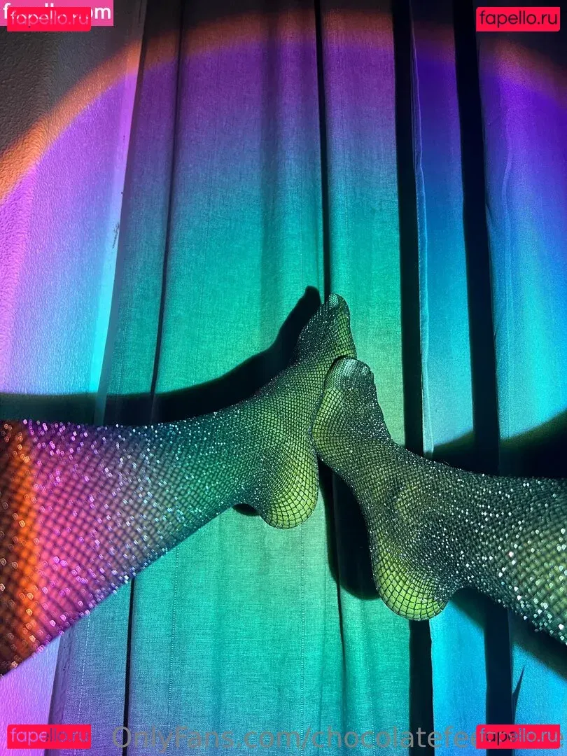 chocolatefeetbabe Onlyfans Photo Gallery 
