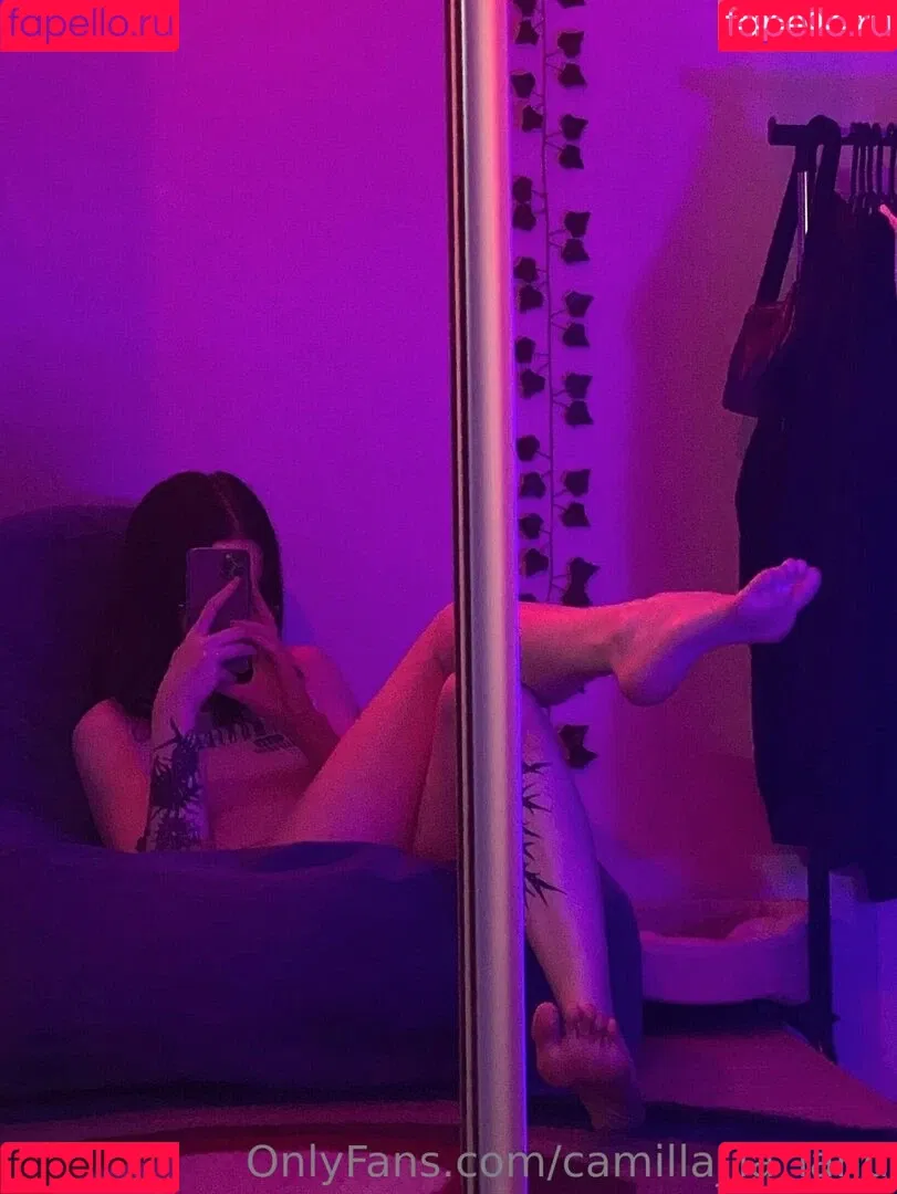 secretakame Onlyfans Photo Gallery 