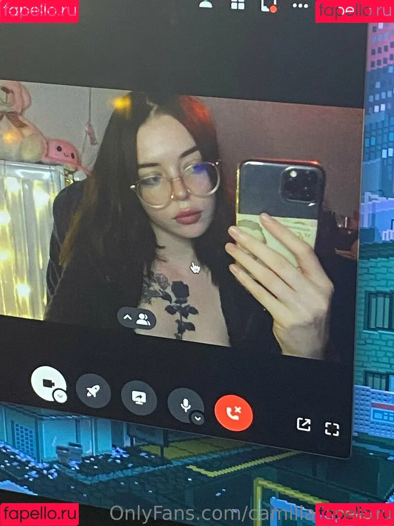 secretakame Onlyfans Photo Gallery 