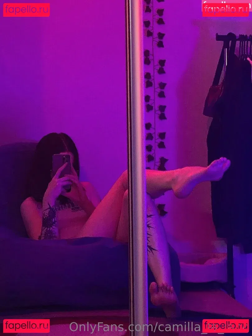 secretakame Onlyfans Photo Gallery 