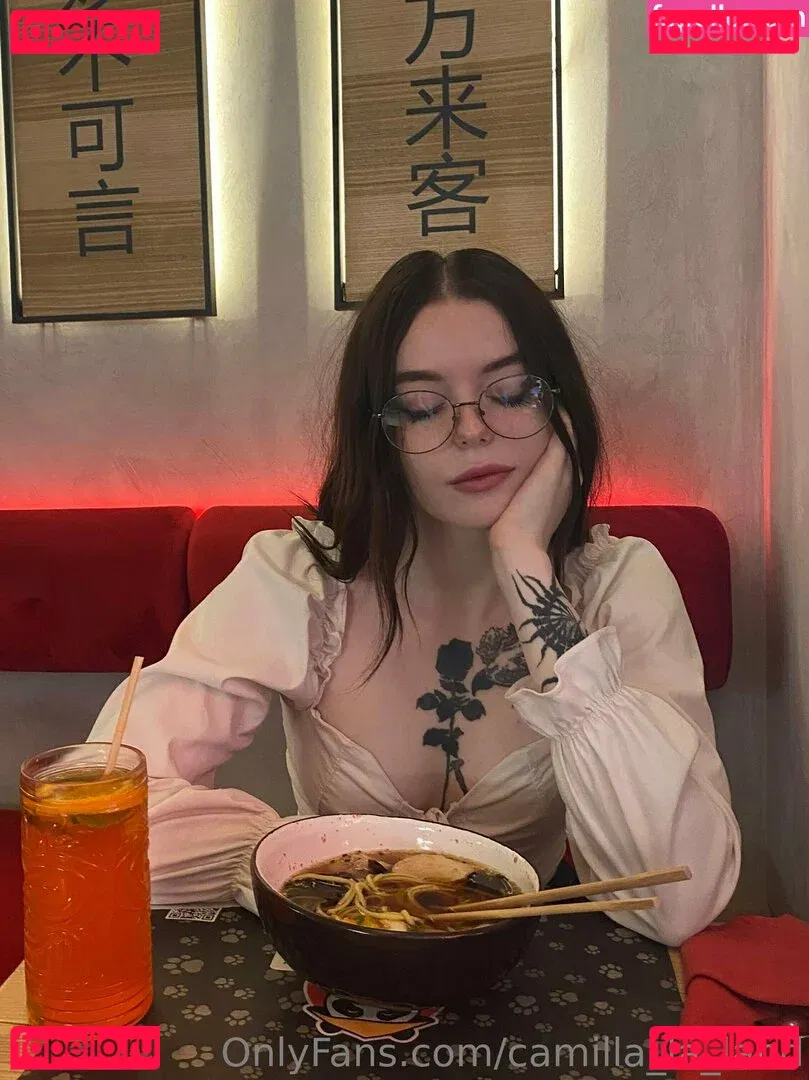 secretakame Onlyfans Photo Gallery 