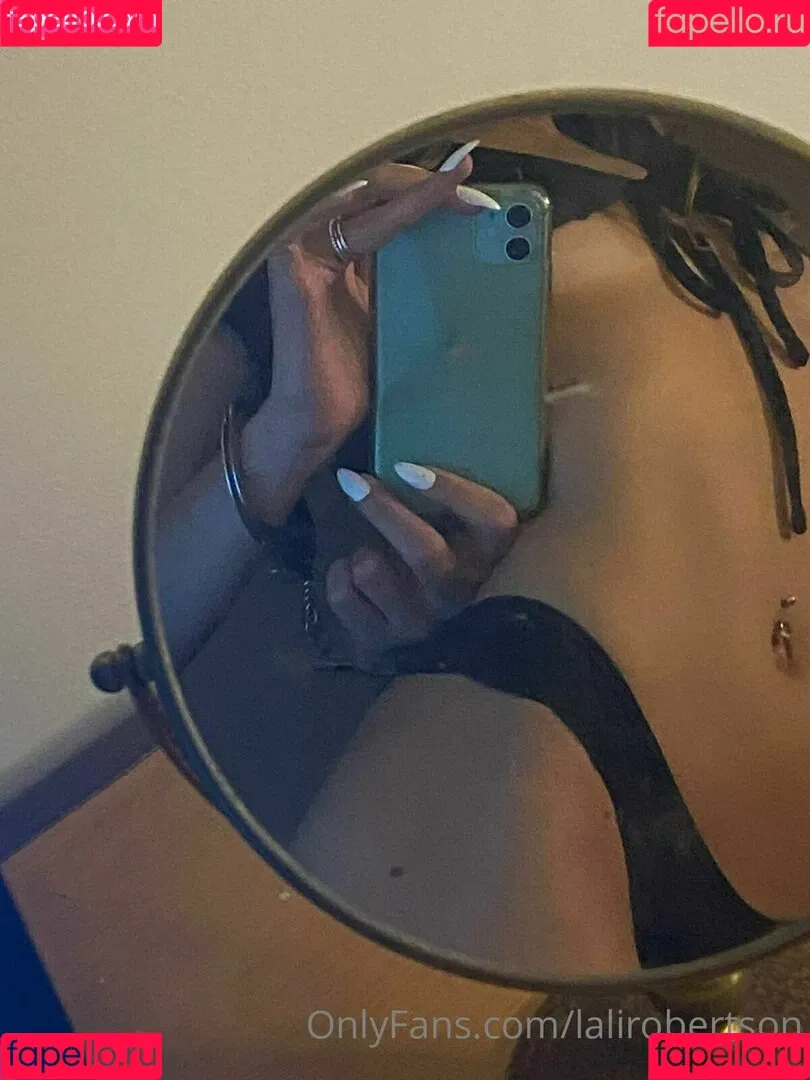lalirobertson Onlyfans Photo Gallery 
