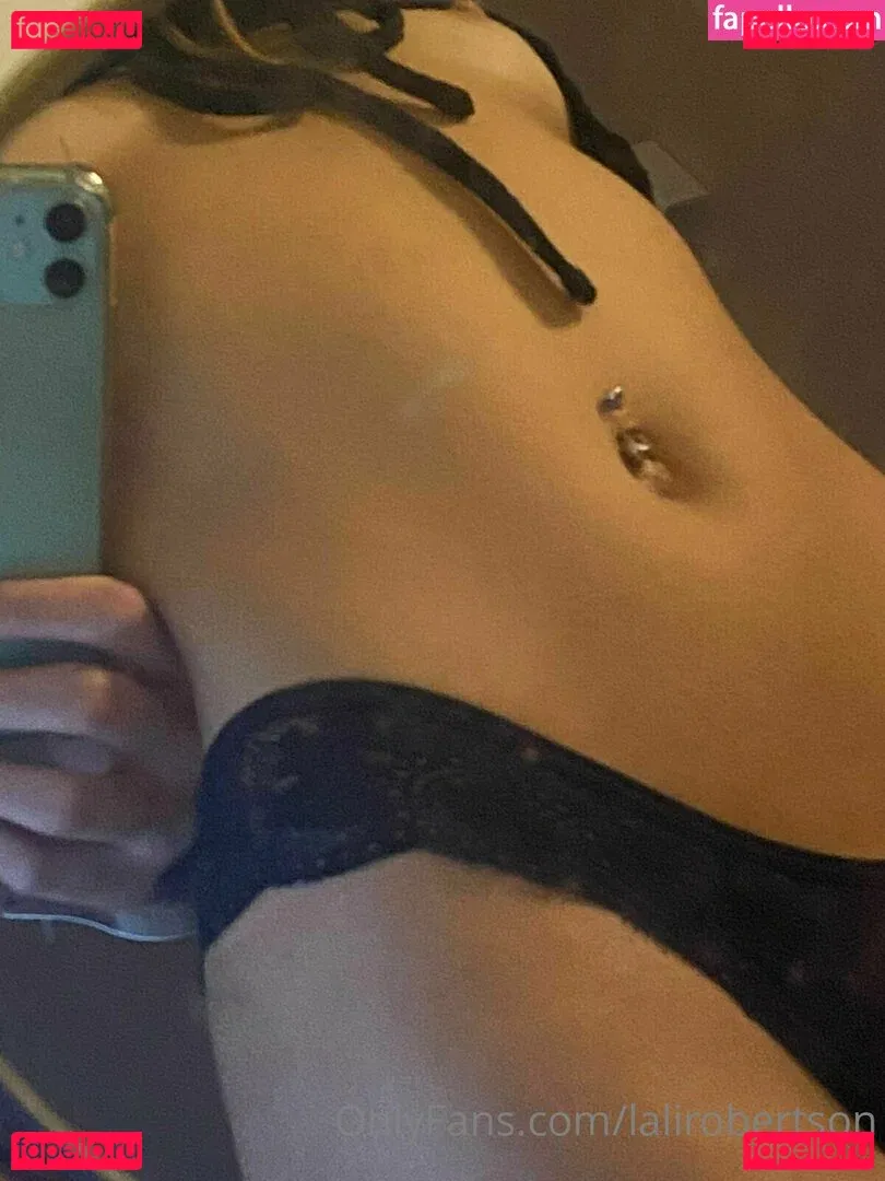 lalirobertson Onlyfans Photo Gallery 