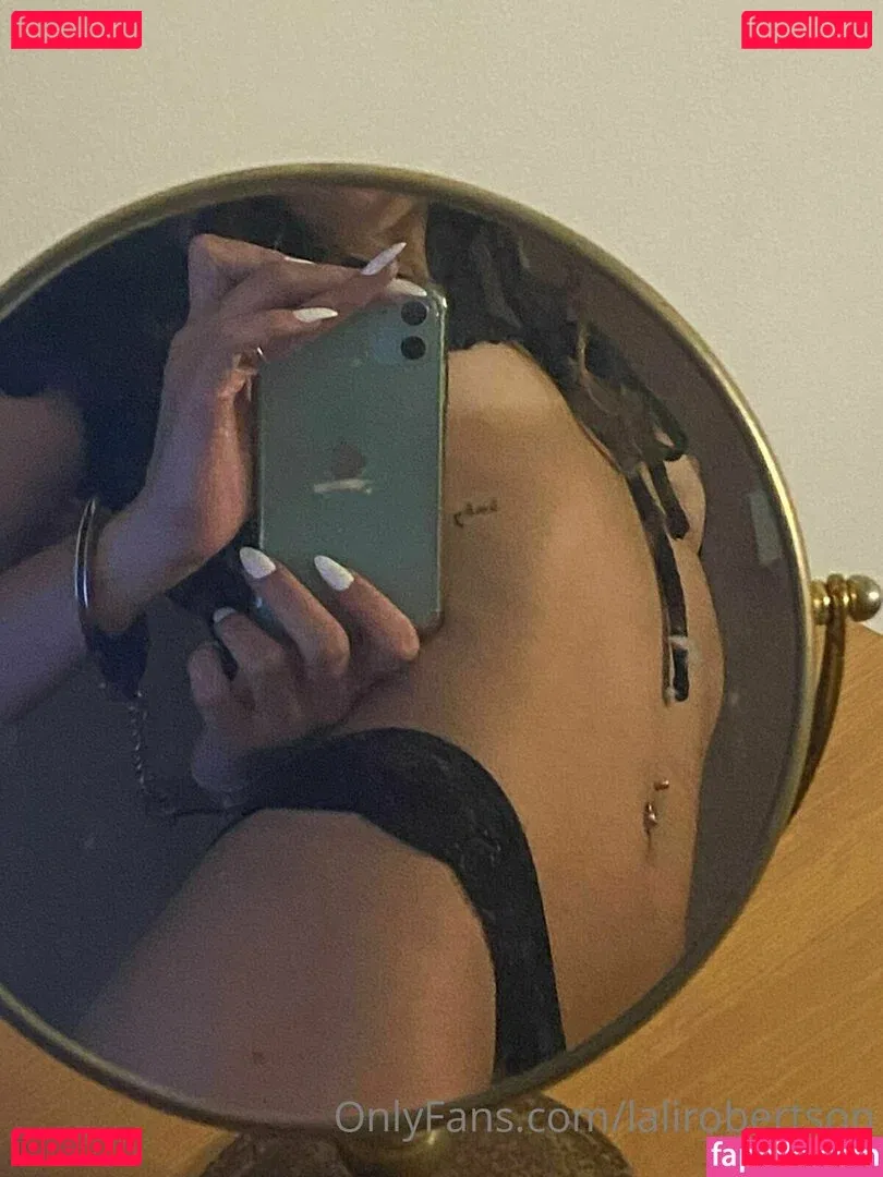 lalirobertson Onlyfans Photo Gallery 