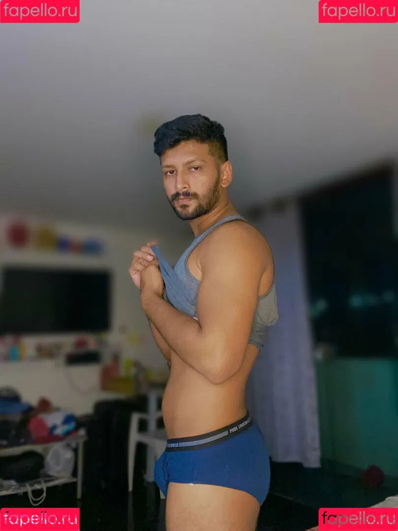 adielcastelo Onlyfans Photo Gallery 