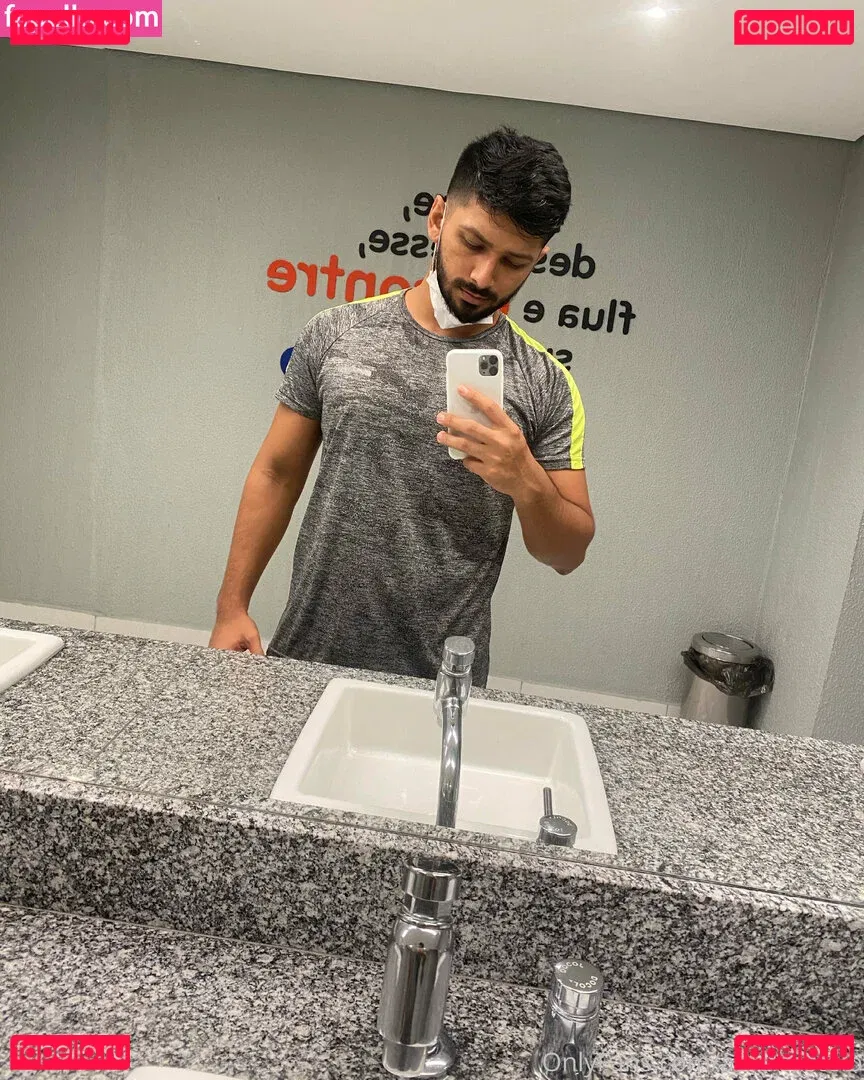 adielcastelo Onlyfans Photo Gallery 