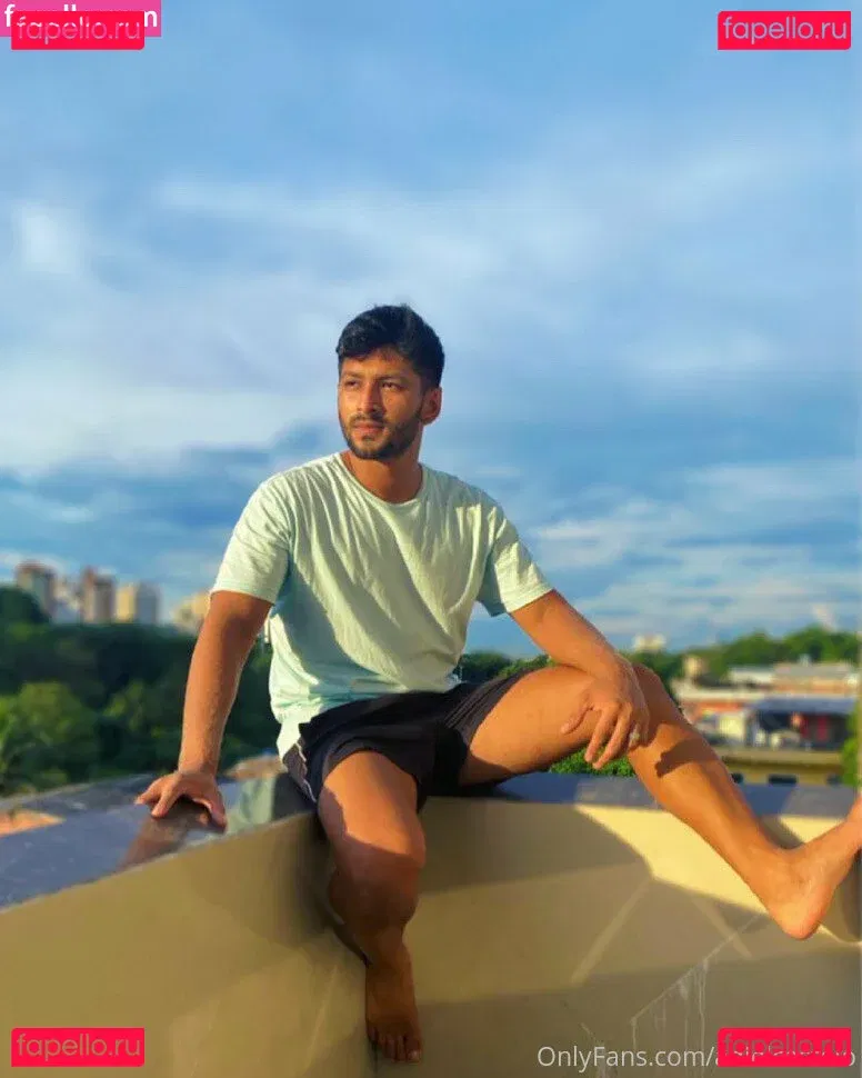 adielcastelo Onlyfans Photo Gallery 