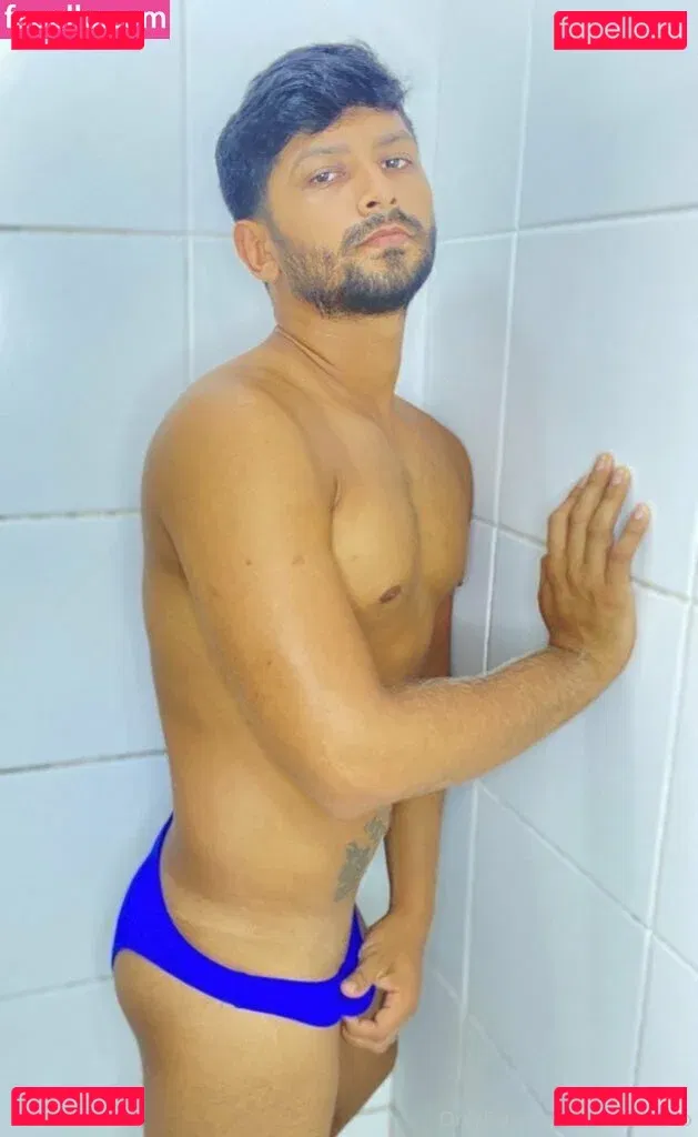 adielcastelo Onlyfans Photo Gallery 
