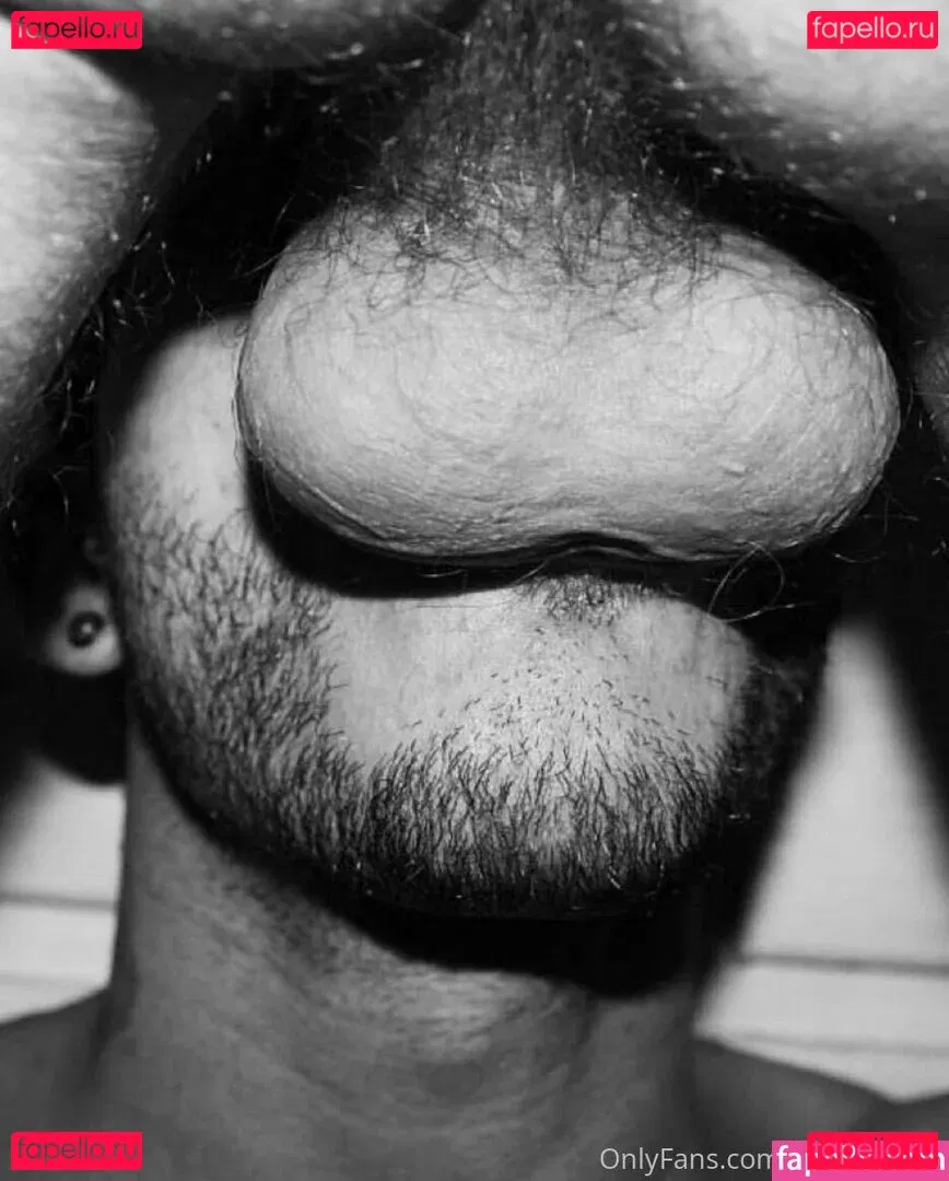 adielcastelo Onlyfans Photo Gallery 