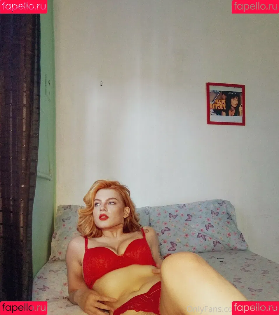 lucymeowt Onlyfans Photo Gallery 