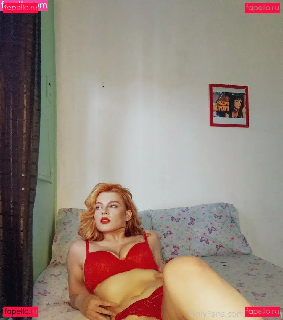 lucymeowt Onlyfans Photo Gallery 