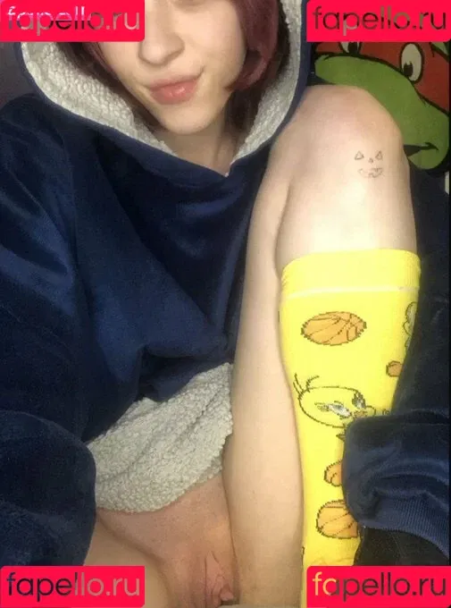 tinyrealhuman Onlyfans Photo Gallery 