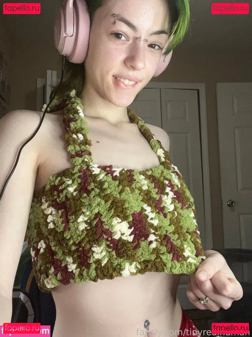 tinyrealhuman Onlyfans Photo Gallery 