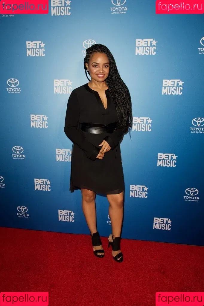 Kyla Pratt Onlyfans Photo Gallery 