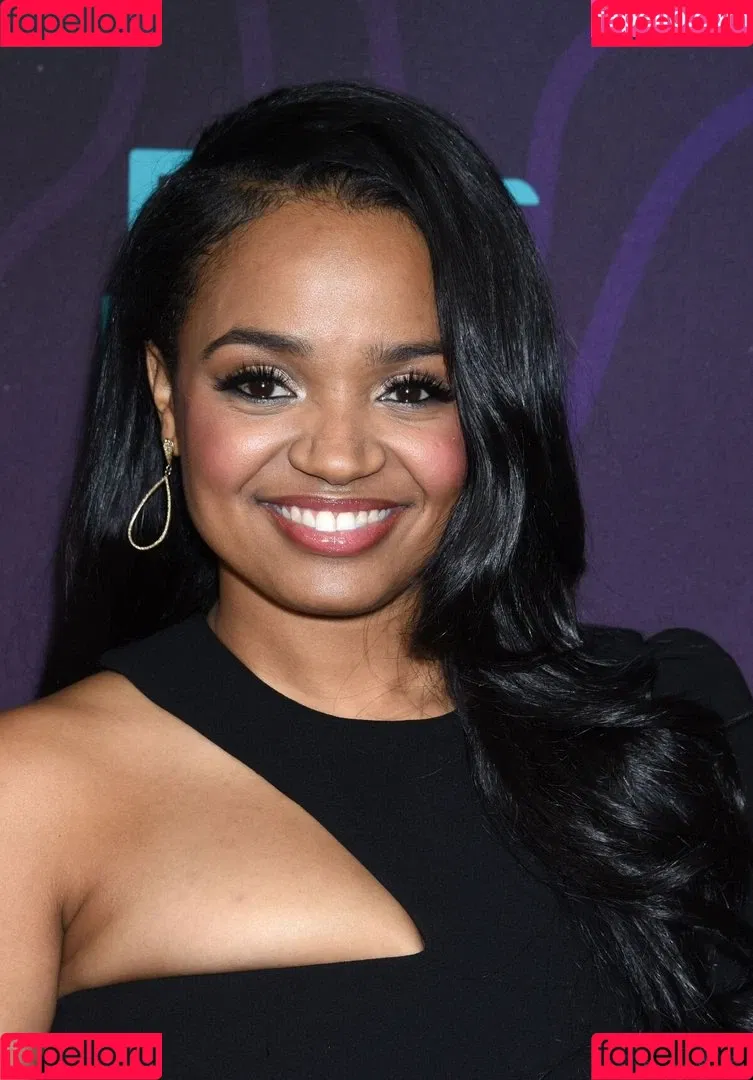 Kyla Pratt Onlyfans Photo Gallery 