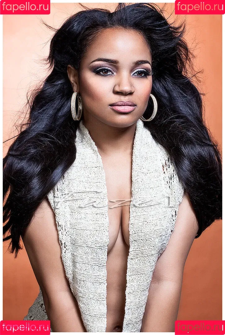 Kyla Pratt Onlyfans Photo Gallery 