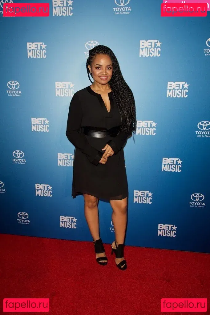 Kyla Pratt Onlyfans Photo Gallery 