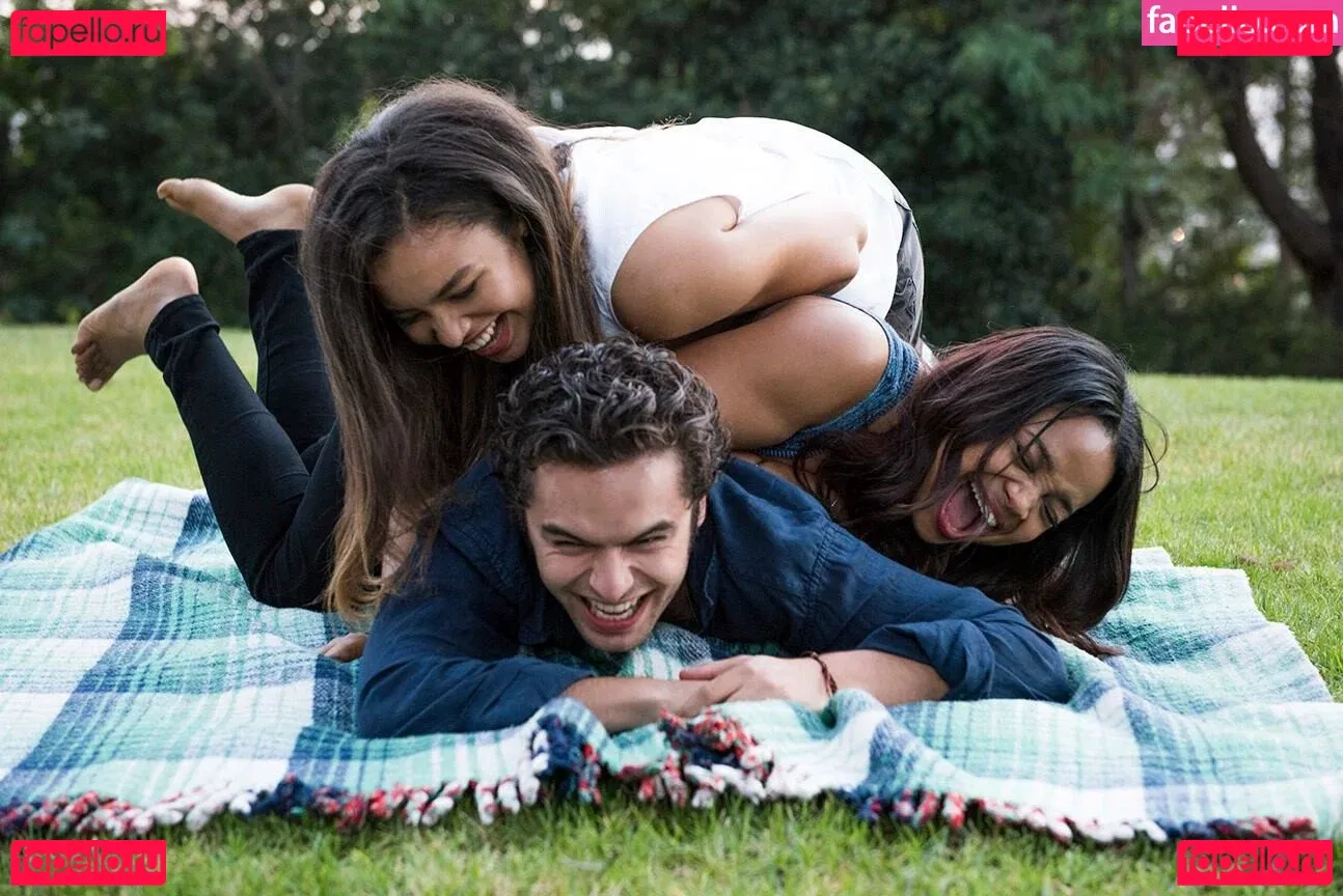 Kyla Pratt Onlyfans Photo Gallery 