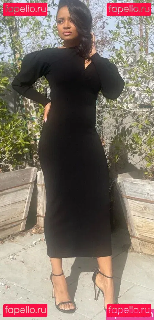 Kyla Pratt Onlyfans Photo Gallery 