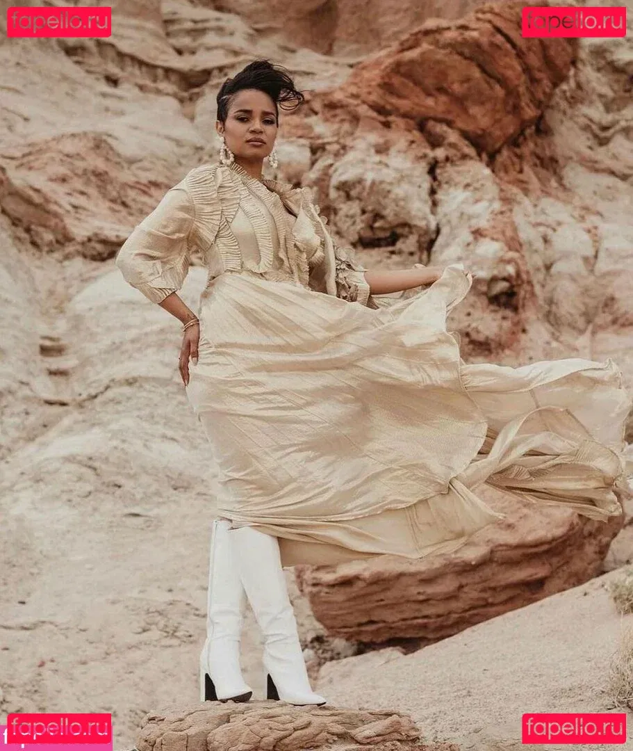 Kyla Pratt Onlyfans Photo Gallery 