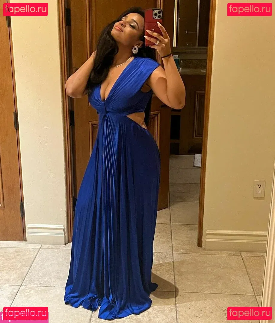 Kyla Pratt Onlyfans Photo Gallery 