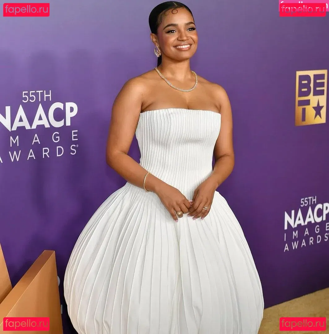 Kyla Pratt Onlyfans Photo Gallery 