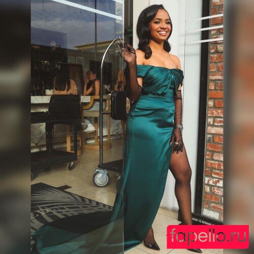 Kyla Pratt Onlyfans Photo Gallery 