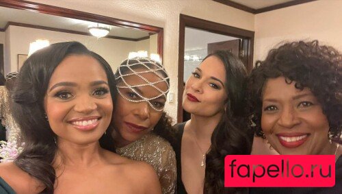 Kyla Pratt Onlyfans Photo Gallery 