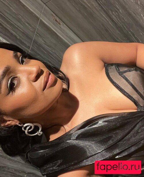 Kyla Pratt Onlyfans Photo Gallery 