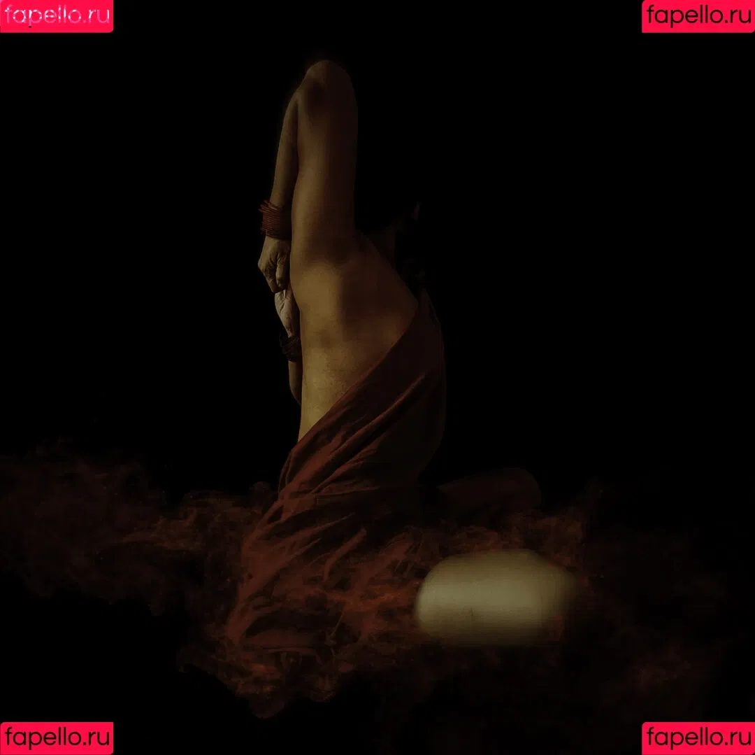 Famil Faiza Onlyfans Photo Gallery 