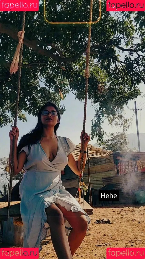 Famil Faiza Onlyfans Photo Gallery 