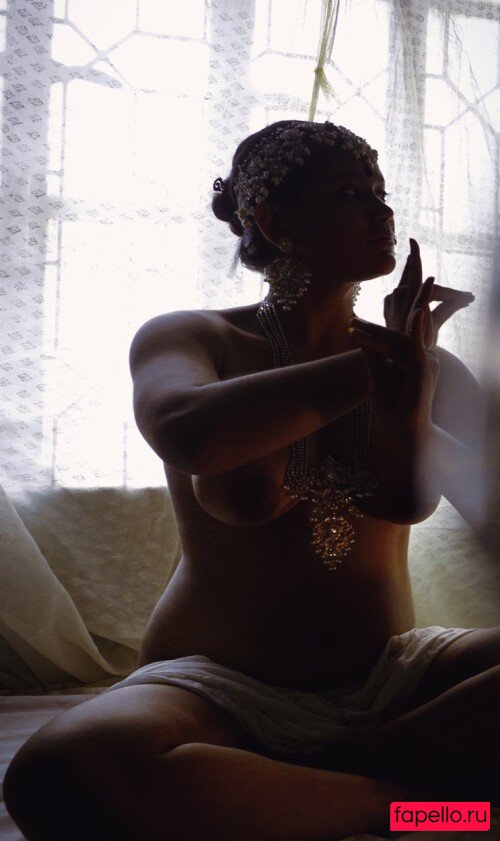 Famil Faiza Nude Onlyfans Photo 21