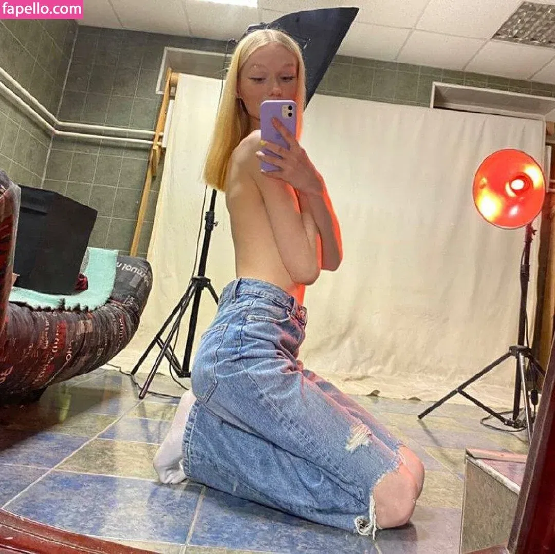 Krstn_tm & Diaqua Onlyfans Photo Gallery 