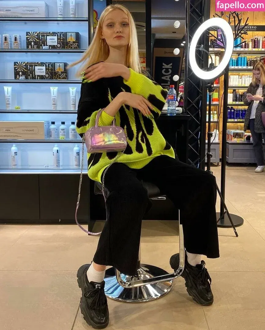 Krstn_tm & Diaqua Onlyfans Photo Gallery 