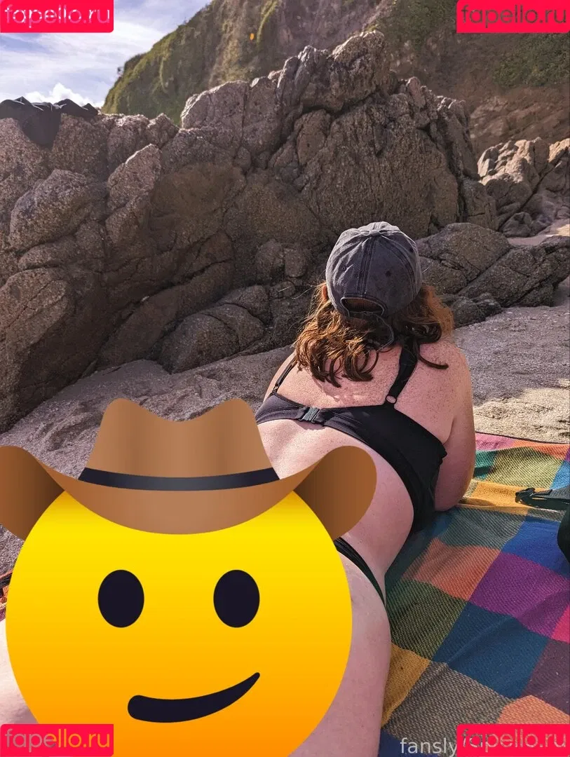 SpicyHani Onlyfans Photo Gallery 