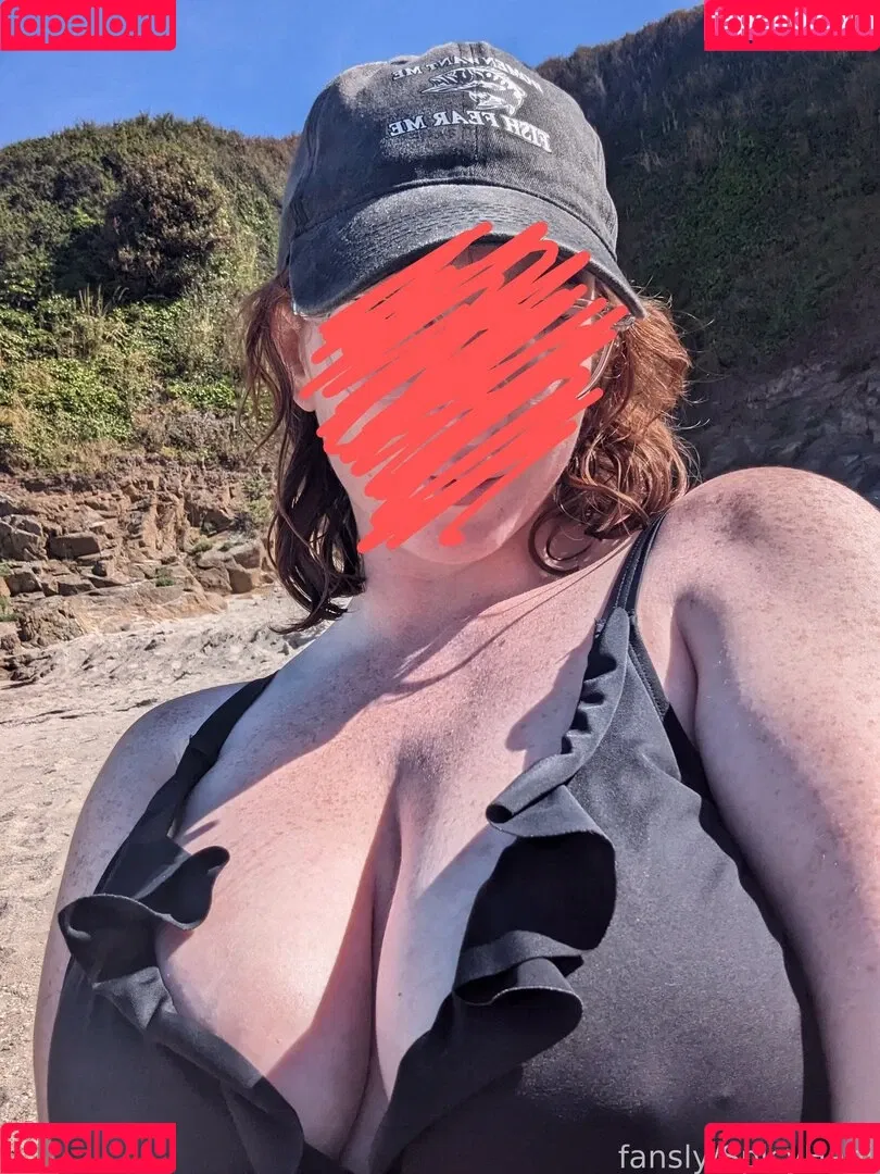 SpicyHani Onlyfans Photo Gallery 