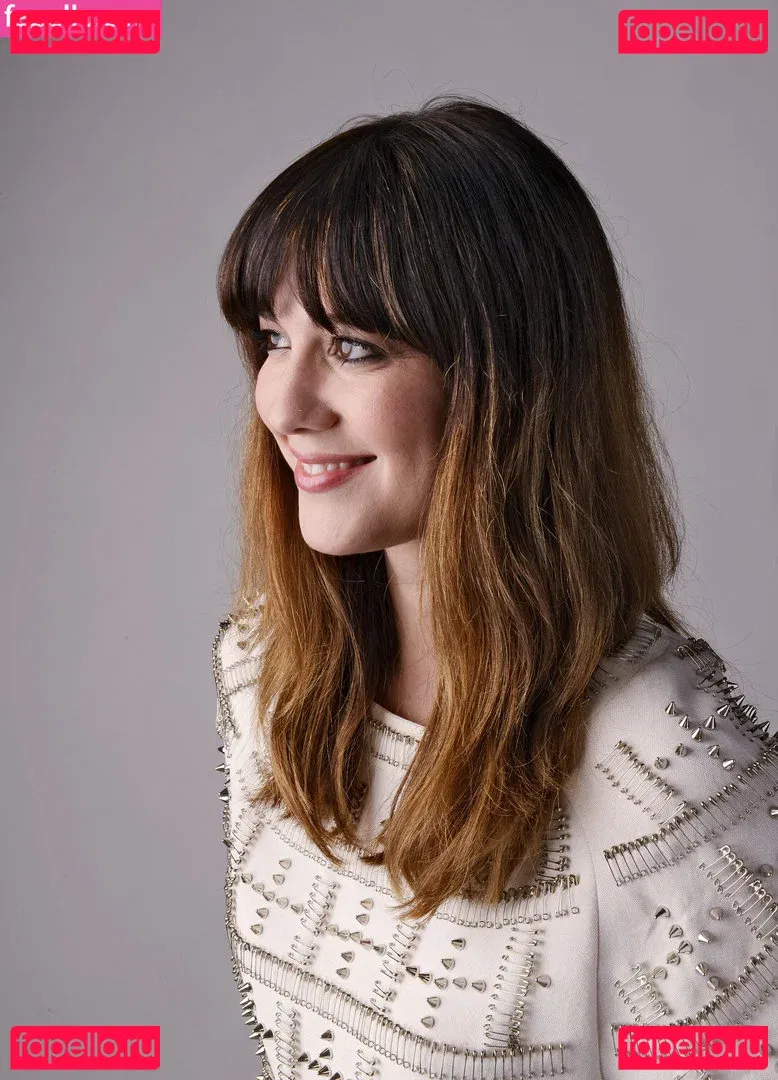 Mary Elizabeth Winstead Onlyfans Photo Gallery 