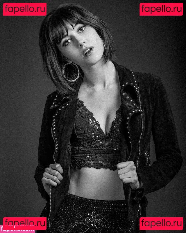 Mary Elizabeth Winstead Onlyfans Photo Gallery 