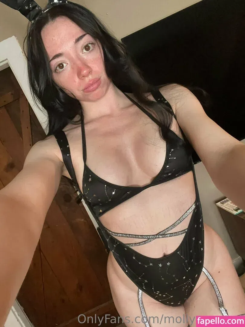 MeelahNaomi Onlyfans Photo Gallery 
