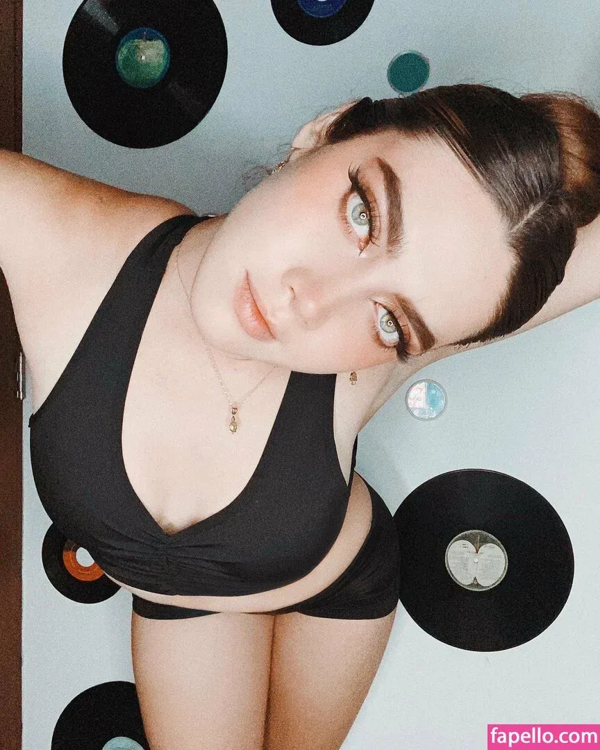 Pausotort Onlyfans Photo Gallery 