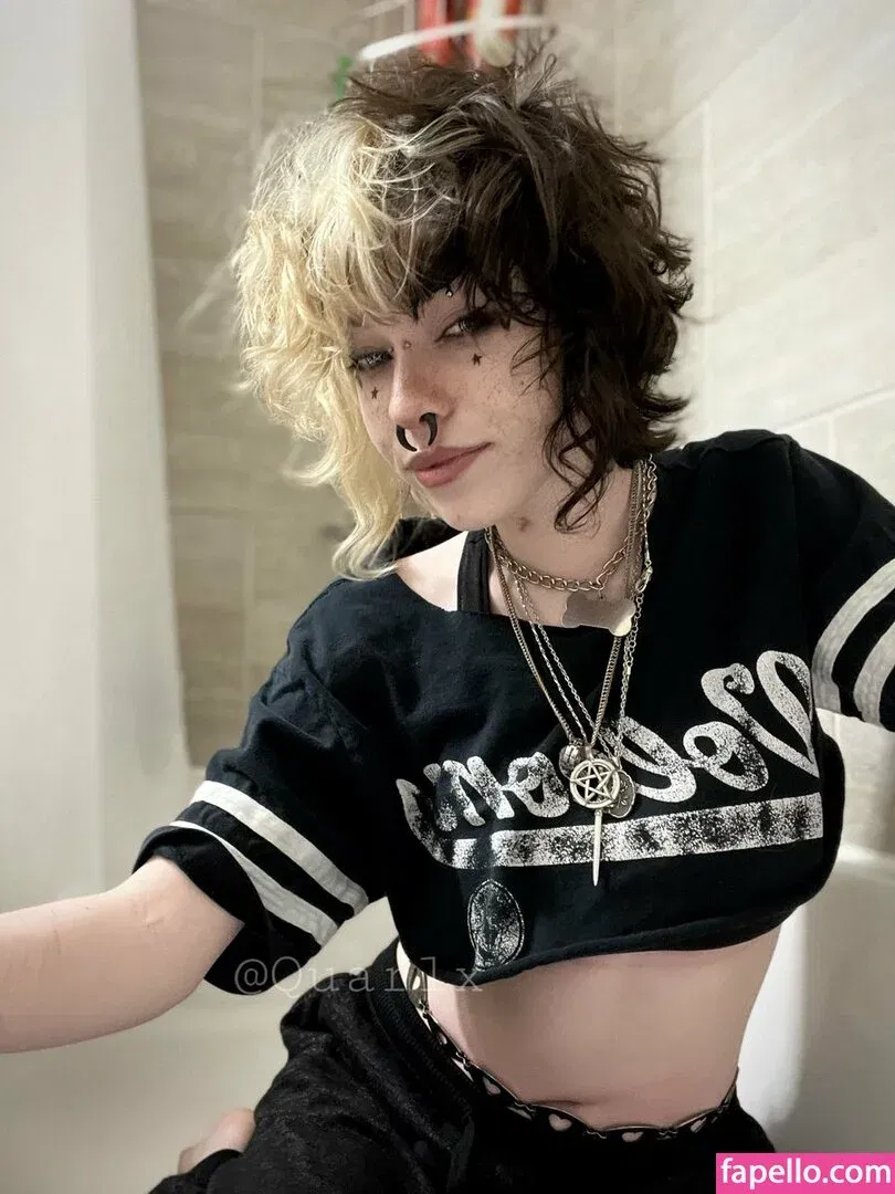 Quarlx Onlyfans Photo Gallery 