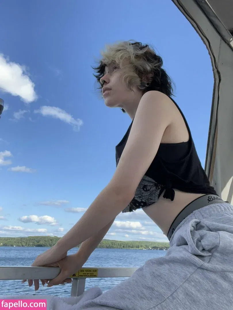 Quarlx Onlyfans Photo Gallery 