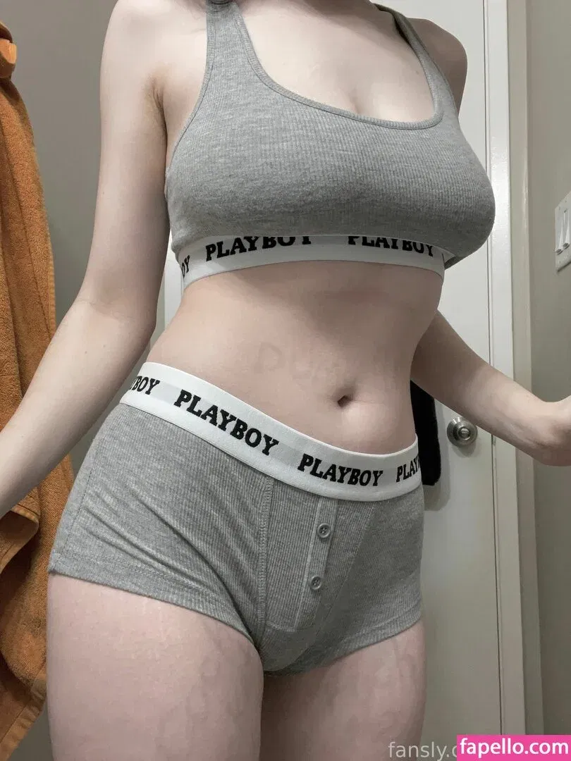 Quarlx Onlyfans Photo Gallery 