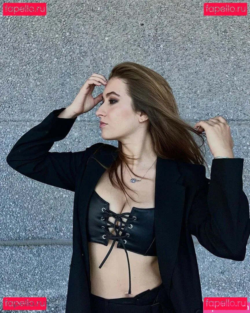 Carlota Boza Onlyfans Photo Gallery 